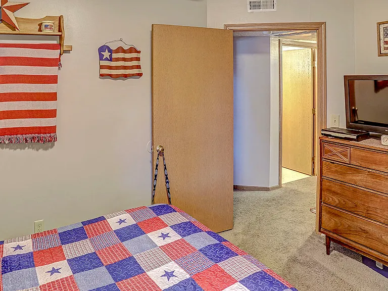 Glennview Apartments — Photo 14