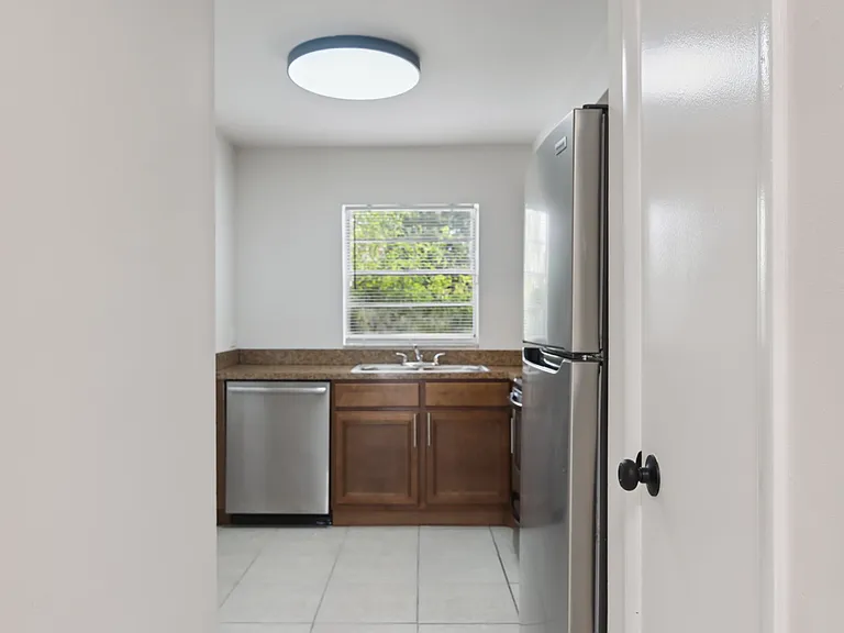 1514 Clearlake Rd #100 — Photo 5