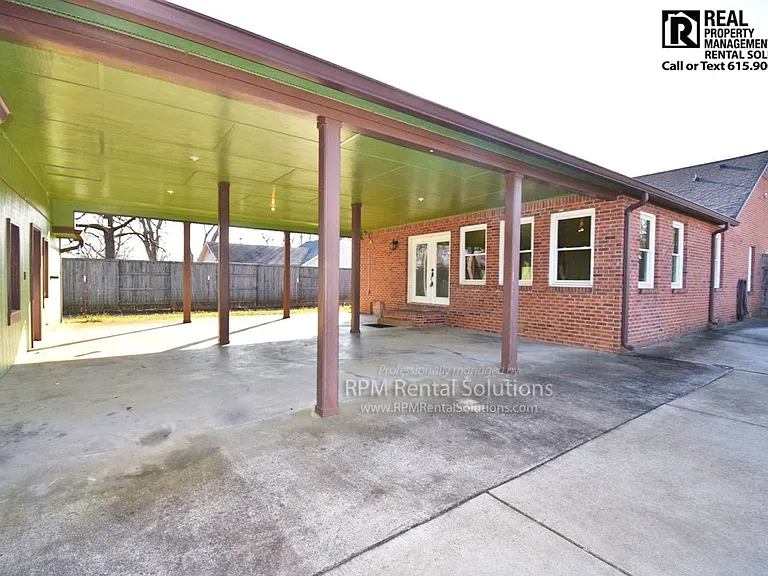 304 Jakes Ave — Photo 25