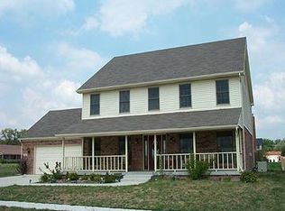 1444 S Bark Ln, Shelbyville, IN