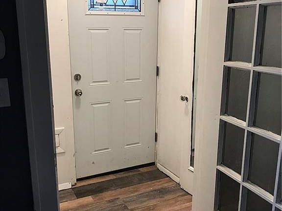 2nd image of 19600 Locherie Ave
