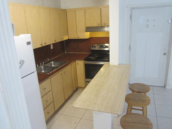 5th image of 1525 NW 19th Ter APT 2