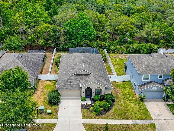 5th image of 18147 Arbor Crest Dr