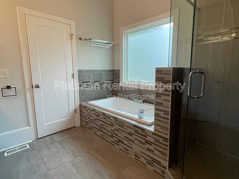 149 Dahlgren St SE — Photo 33