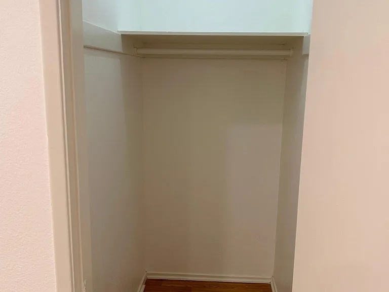 10722 Missouri Ave #6 — Photo 12