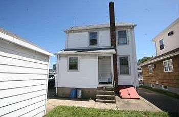 1st image of 87 Waldorf Ave