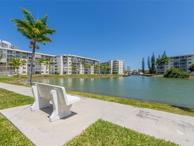 2851 Leonard Dr APT J109, Aventura, FL, 33160