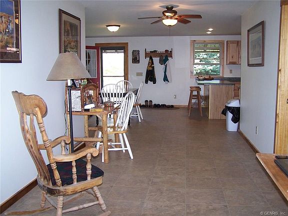 4th image of 3476 Skyline Dr