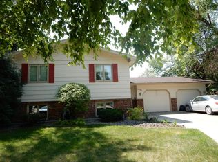 1621 21st St NW, East Grand Forks, MN 56721