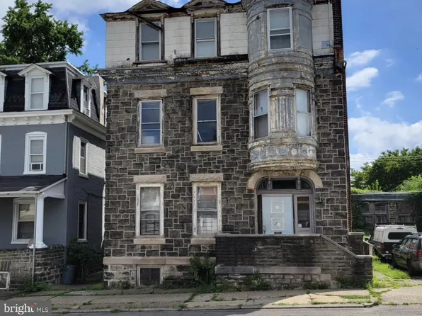 5917 N 13th St, Philadelphia, PA 19141