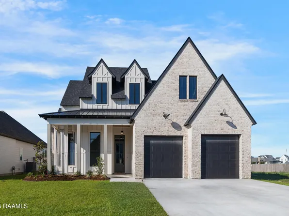 105 Queen Palm Cir, Broussard, LA 70518