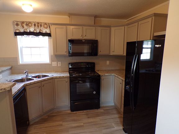 5th image of 315 W Gordon Pike #77