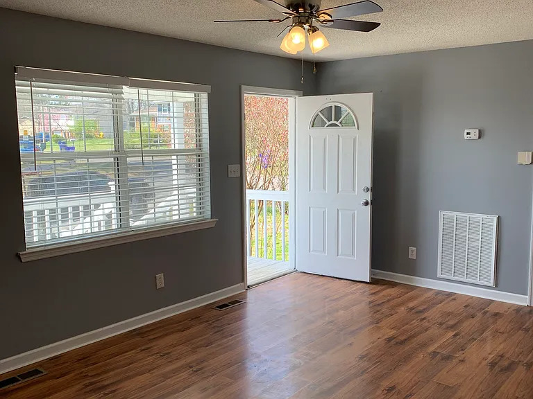 3470 Timber Hill Dr SE — Photo 9