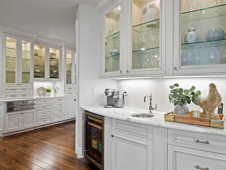 1350 E Greenwood Ln — Photo 12