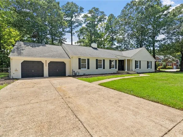 2509 General Forrest Cir, Virginia Beach, VA 23454