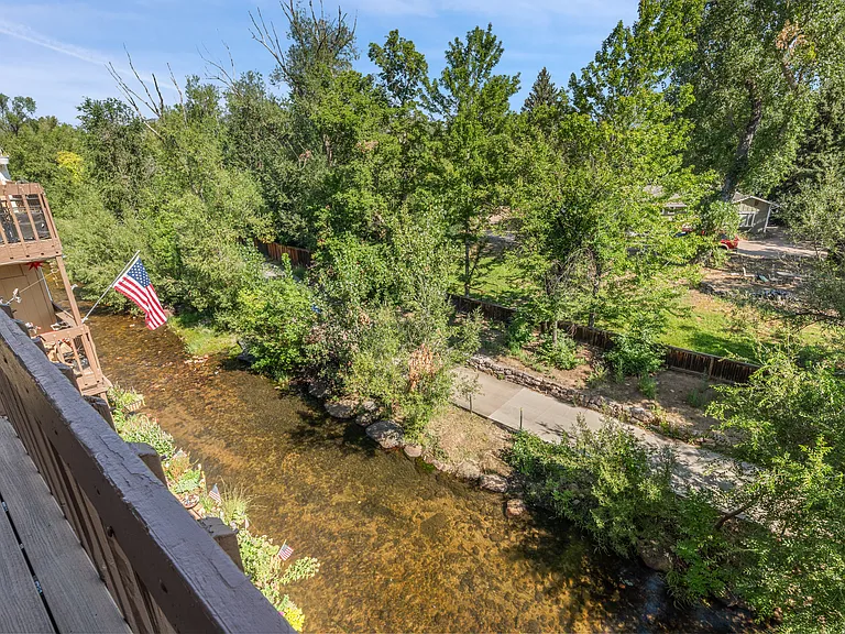 2879 Shadow Creek Dr #305-B — Photo 18