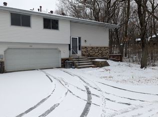 1682 Hickory Ln, Eagan, MN 55122