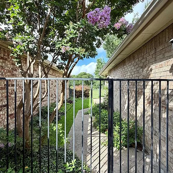 3212 Laurel Oaks Ct — Photo 22