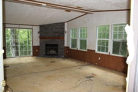 3rd image of 3210 Nobles Way