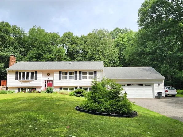 44 Hemlock St, Leicester, MA 01524