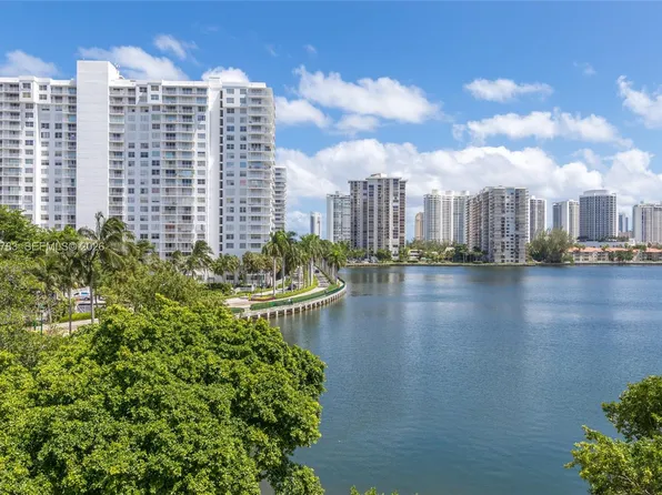 2780 NE 183rd St APT 1607, Aventura, FL 33160