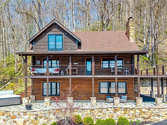 3rd image of 5113 Stoneview Drive