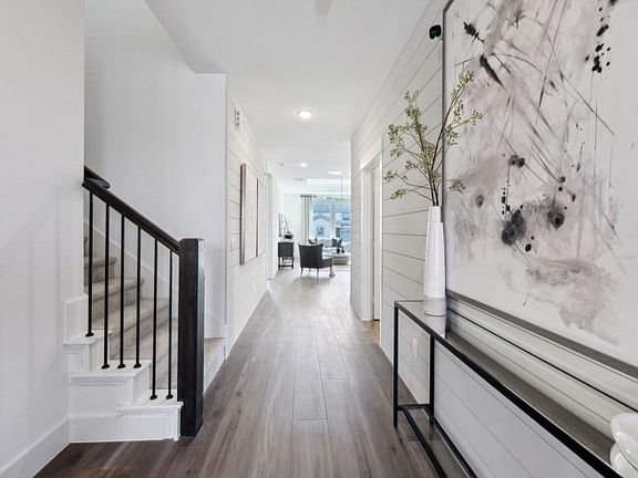 Welcoming entry into home