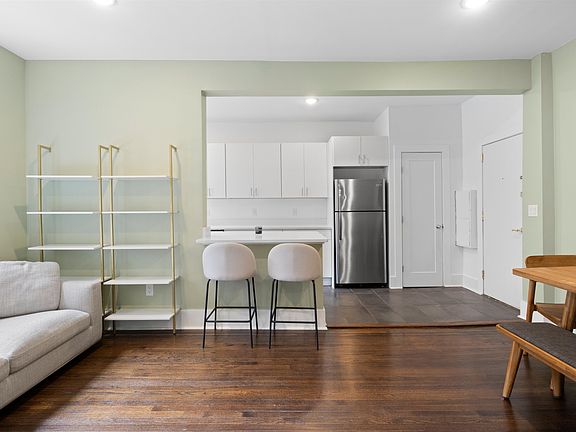 2nd image of 131 Kensington Ave APT C6