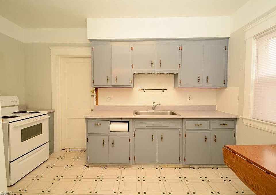 1st image of 1695 Glenmont Rd #1