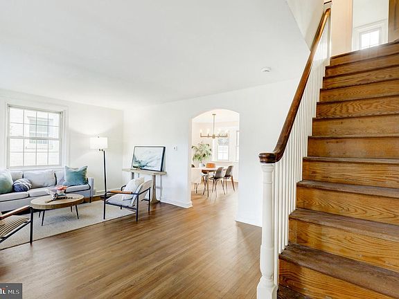 4th image of 1529 Brierwood Rd