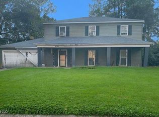 5165 Shirlwood Dr, Jackson, MS