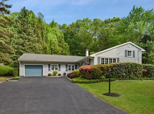 23 Jo Dr, Cortlandt Manor, NY 10567