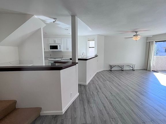 4th image of 8472 Via Sonoma Unit 25