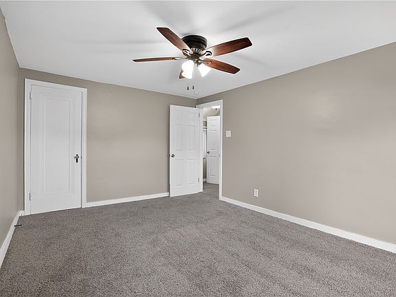 21st image of 300 McCutcheon Ln