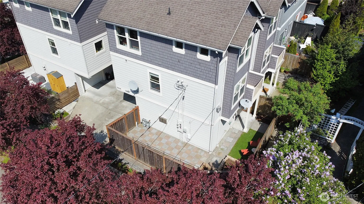 1806 E Fir Street photo 1