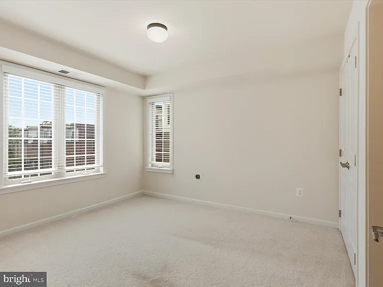 3153 Blue Barn Way — Photo 15