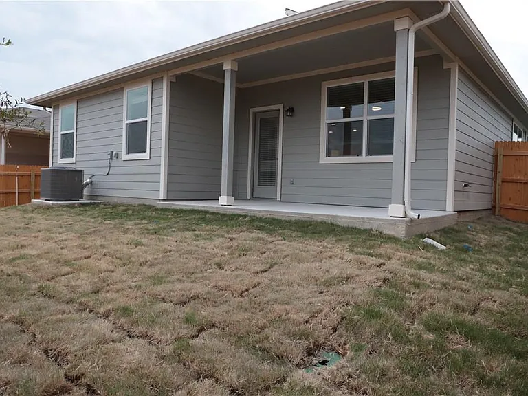 3720 Niddry Dr — Photo 38