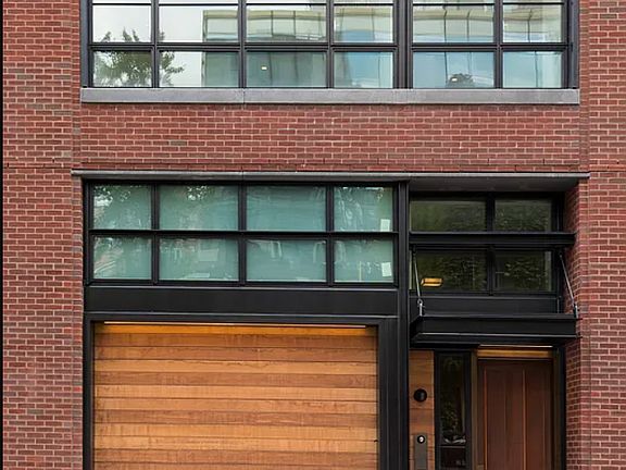 3rd image of 150 Charles St APT 1BN