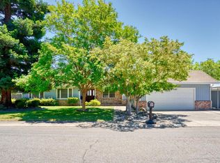 10012 Plaza De Oro Dr, Oakdale, CA 95361