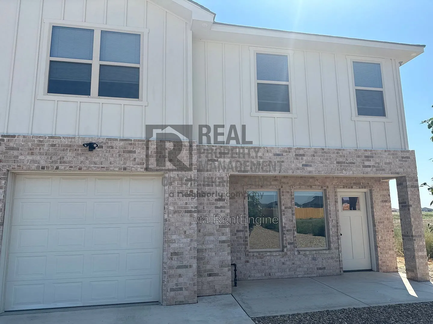 3 bed, 2.5 bath, 1534 sqft, $2,050 — Photo 1