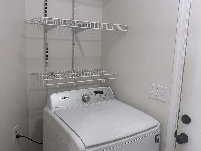 1700 NE Cinder Loop — Photo 35