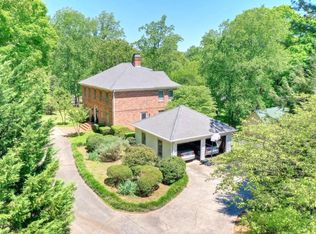 1475 Jones Rd, Roswell, GA 30075