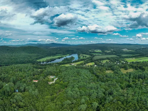 1254 VT Route 5, Weathersfield, VT 05156
