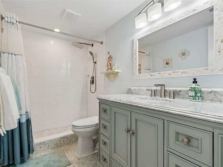 505 Plaza Seville Ct #12 — Photo 23