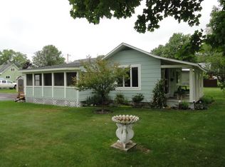 516 N 4th St, Lanse, MI 49946