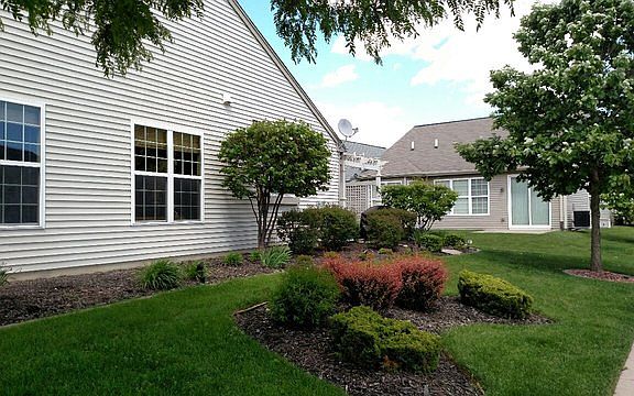 3rd image of 11746 Evergreen Ln