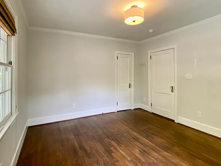 1317 Vickers Ave — Photo 21
