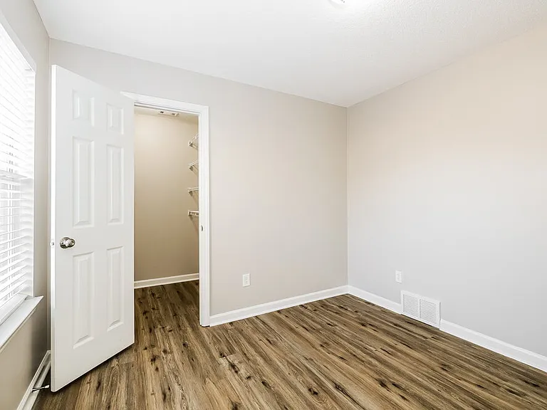 1044 Cross Wood Ln #A1 — Photo 11