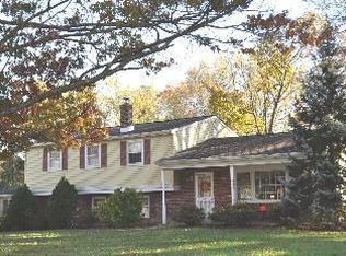 1649 Ludwell Dr, Ambler, PA 19002