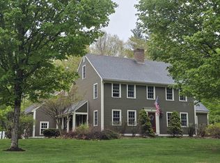62 Elizabeth Lane, Hopkinton, NH 03229